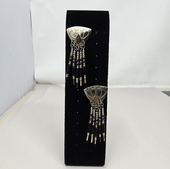 Vintage Silver Tone Arrow Design Dangle Beaded Earrings Southwestern Cowgirl - Picture 2 of 6